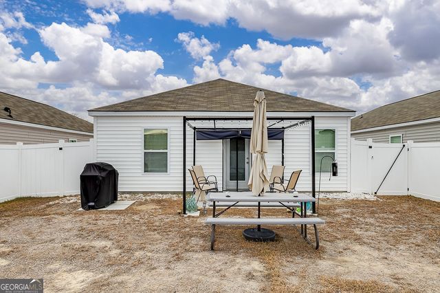 28 Arrow Head Way, Port Wentworth, GA 31407