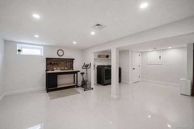11 Gallatin Drive, Dix Hills, NY 11746