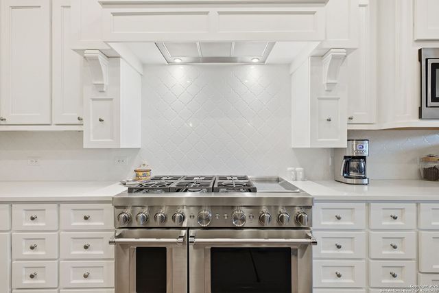 4022 Abasolo, San Antonio, TX 78261