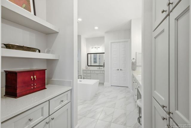 4022 Abasolo, San Antonio, TX 78261