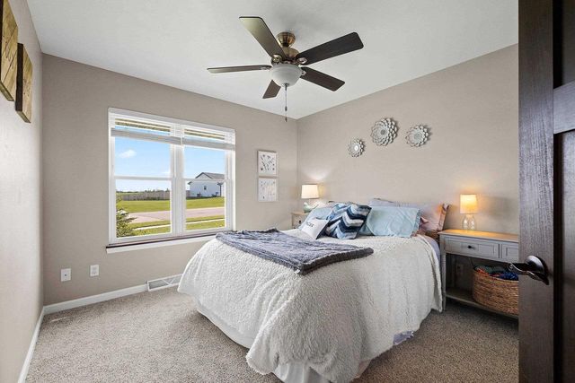 1138 W THORN CREEK DRIVE, Hilbert, WI 54129