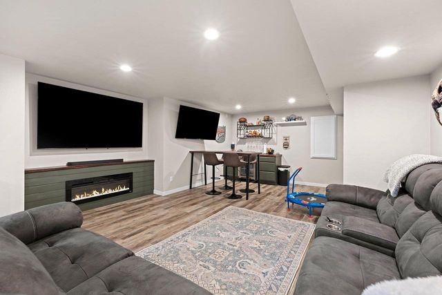 1138 W THORN CREEK DRIVE, Hilbert, WI 54129
