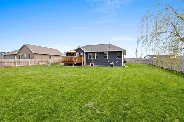 1138 W THORN CREEK DRIVE, Hilbert, WI 54129