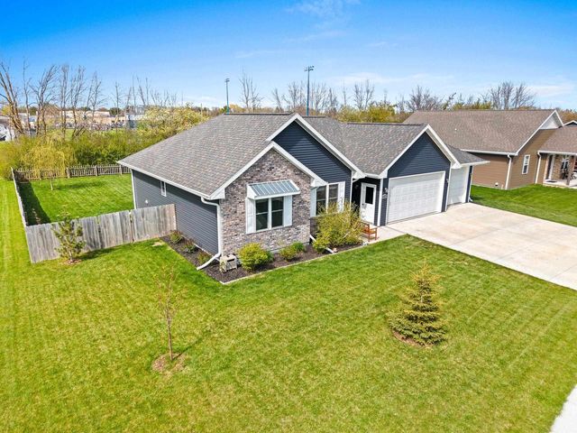 1138 W THORN CREEK DRIVE, Hilbert, WI 54129