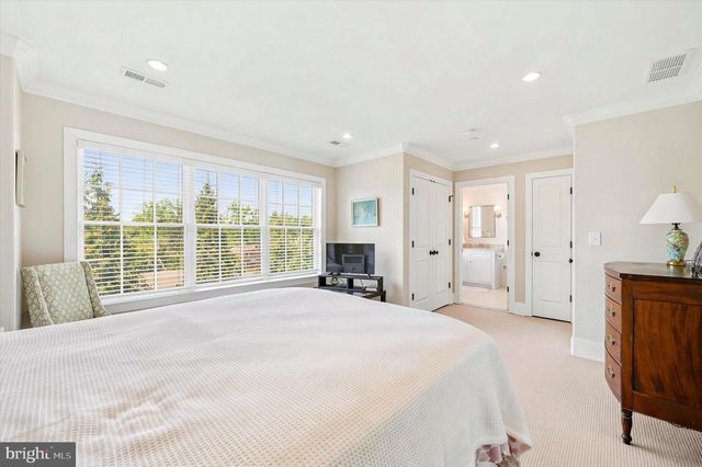11 OVERLEA WAY, Glenside, PA 19038