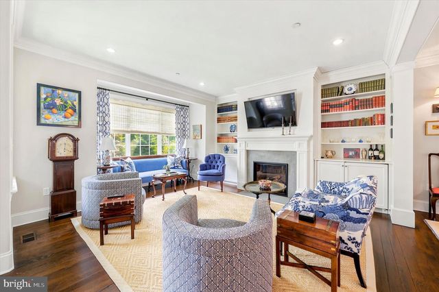 11 OVERLEA WAY, Glenside, PA 19038