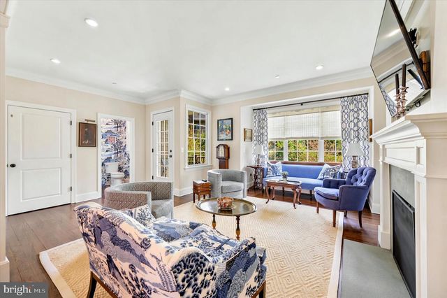 11 OVERLEA WAY, Glenside, PA 19038