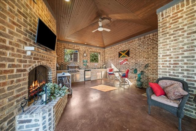 924 Joe Boy Court, Desoto, TX 75115