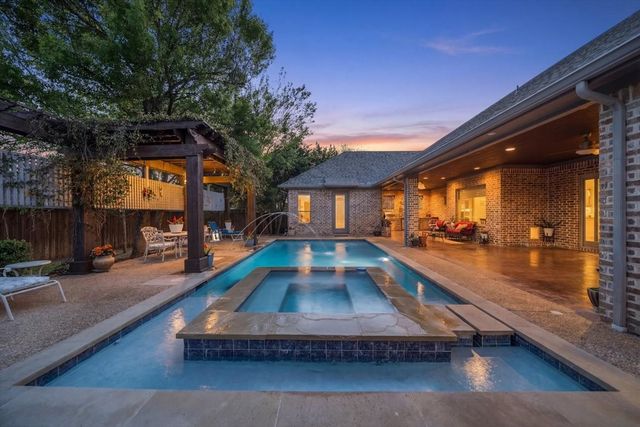 924 Joe Boy Court, Desoto, TX 75115