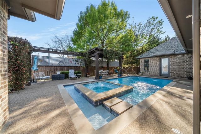 924 Joe Boy Court, Desoto, TX 75115