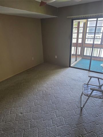 2220 BAHIA VISTA STREET G5, Sarasota, FL 34239