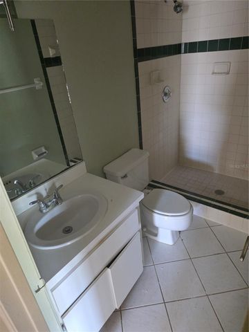 2220 BAHIA VISTA STREET G5, Sarasota, FL 34239