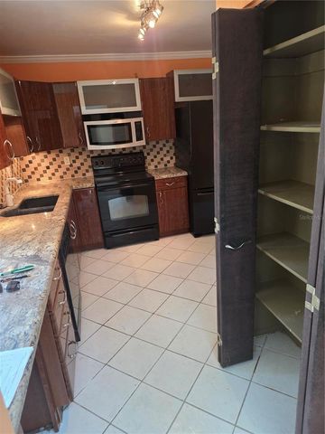 2220 BAHIA VISTA STREET G5, Sarasota, FL 34239
