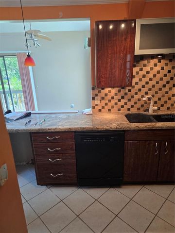 2220 BAHIA VISTA STREET G5, Sarasota, FL 34239