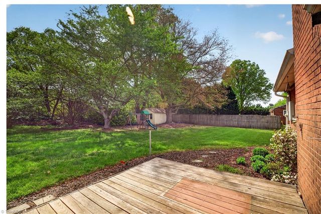 1407 Lambs Lane, Kernersville, NC 27284