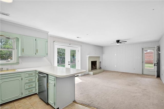 1407 Lambs Lane, Kernersville, NC 27284