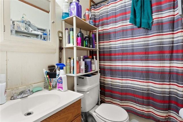 1558 W Pine Meadows Drive, Lake Charles, LA 70611