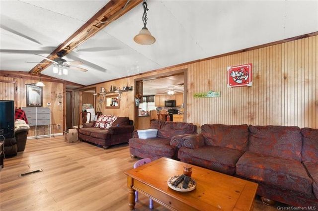 1558 W Pine Meadows Drive, Lake Charles, LA 70611