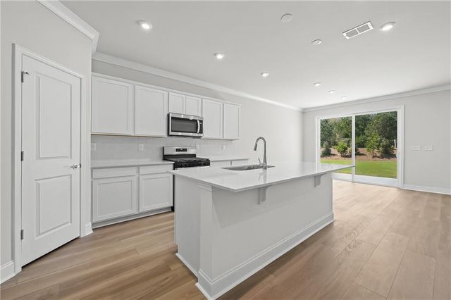 252 Nesta Grove Drive, Locust Grove, GA 30248