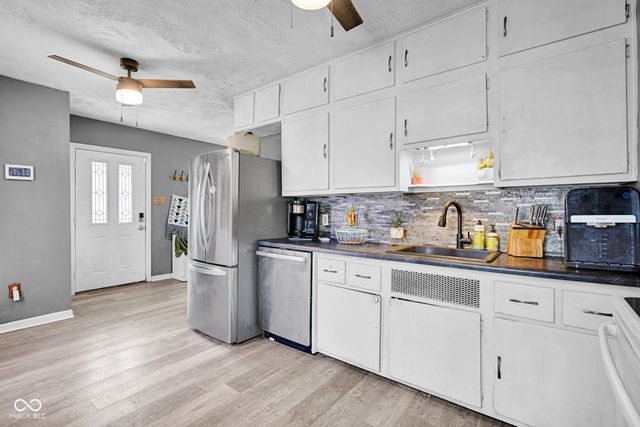 606 W 7th Street, Seymour, IN 47274