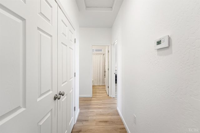 1057 Buena Vista Lane, Hanford, CA 93230