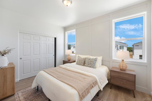 1057 Buena Vista Lane, Hanford, CA 93230