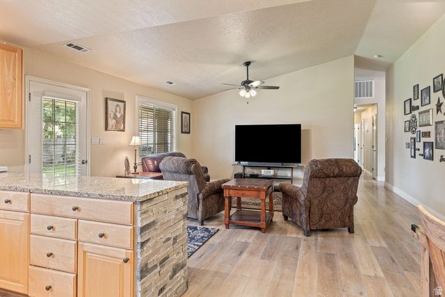 970 S 660 E, St. George, UT 84790
