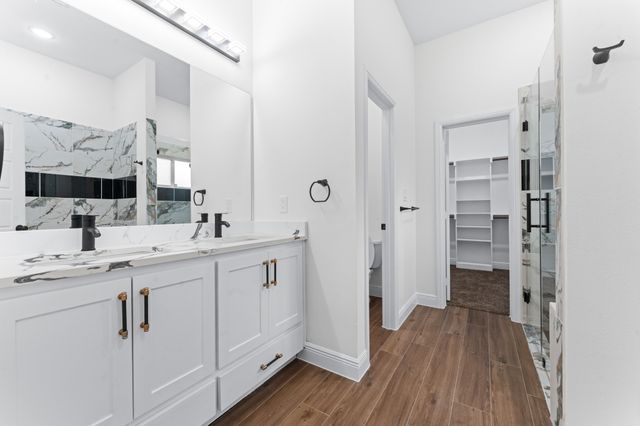 4507 Metropolitan Avenue, Dallas, TX 75210