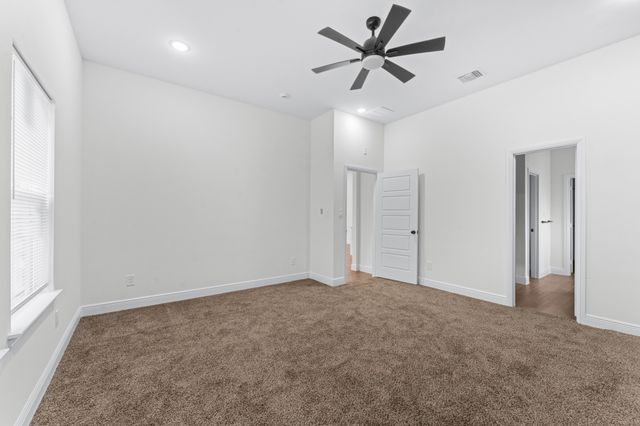 4507 Metropolitan Avenue, Dallas, TX 75210