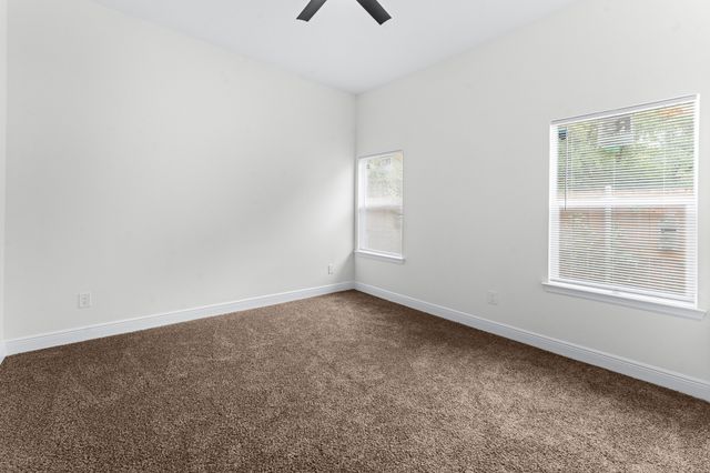 4507 Metropolitan Avenue, Dallas, TX 75210