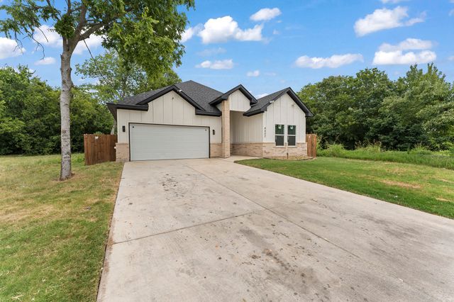 4507 Metropolitan Avenue, Dallas, TX 75210