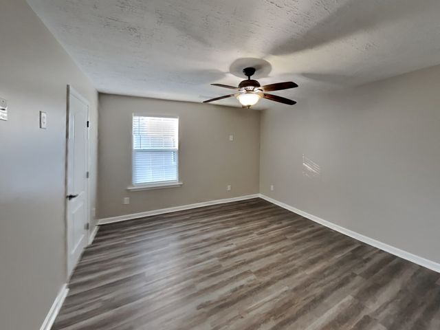 241 Sundown Dr, Antioch, TN 37013