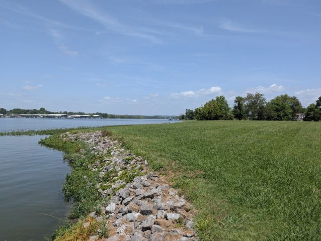 413 Private Dr, Hendersonville, TN 37075