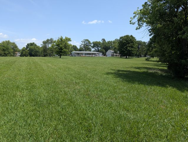 413 Private Dr, Hendersonville, TN 37075
