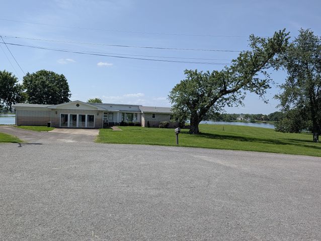 413 Private Dr, Hendersonville, TN 37075
