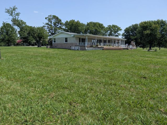 413 Private Dr, Hendersonville, TN 37075