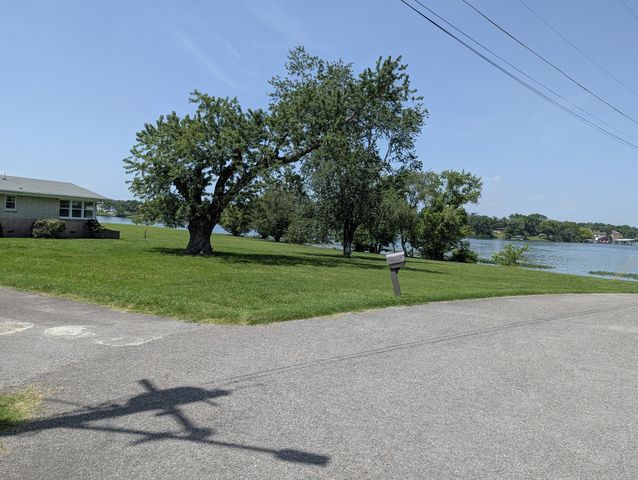 413 Private Dr, Hendersonville, TN 37075