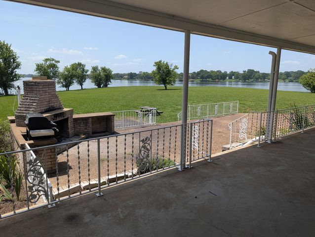 413 Private Dr, Hendersonville, TN 37075