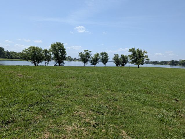 413 Private Dr, Hendersonville, TN 37075