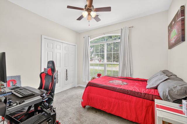 104 E Ridgeview Trce, Hendersonville, TN 37075