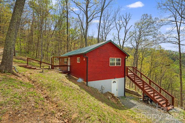 120 Wilderness Drive, Weaverville, NC 28787