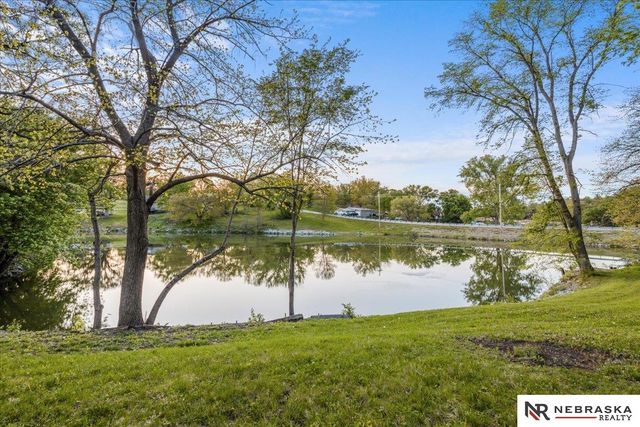 2414 Jefferson Road, Plattsmouth, NE 68048