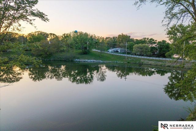 2414 Jefferson Road, Plattsmouth, NE 68048