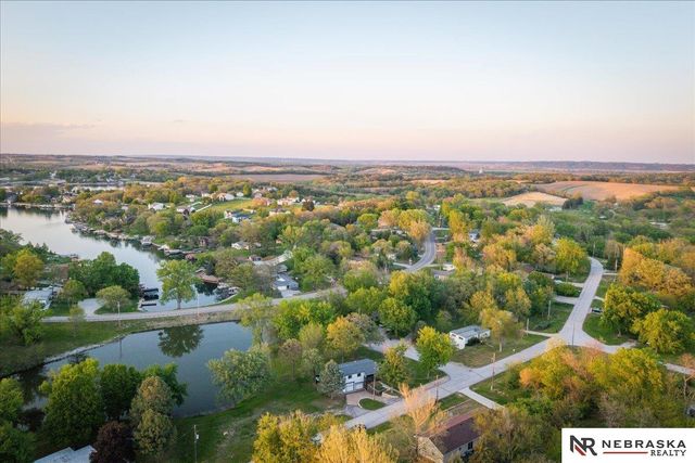 2414 Jefferson Road, Plattsmouth, NE 68048