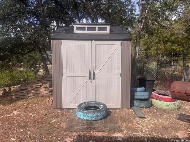 772 Rambling Dr, Canyon Lake, TX 78133
