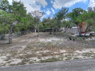 772 Rambling Dr, Canyon Lake, TX 78133