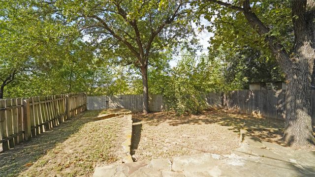 306 Cherry Street, Weatherford, TX 76086