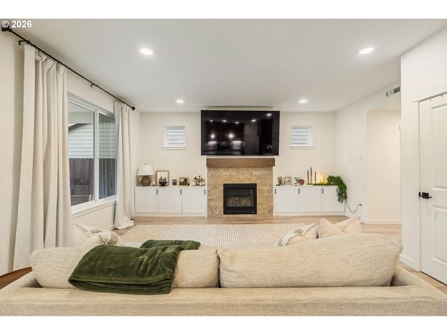 731 Se 36TH St, Battle Ground, WA 98604