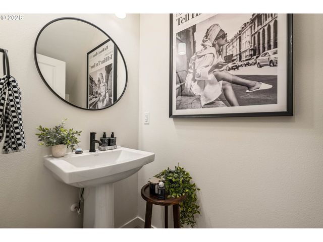 731 Se 36TH St, Battle Ground, WA 98604