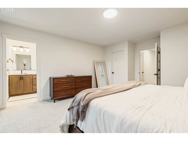 731 Se 36TH St, Battle Ground, WA 98604